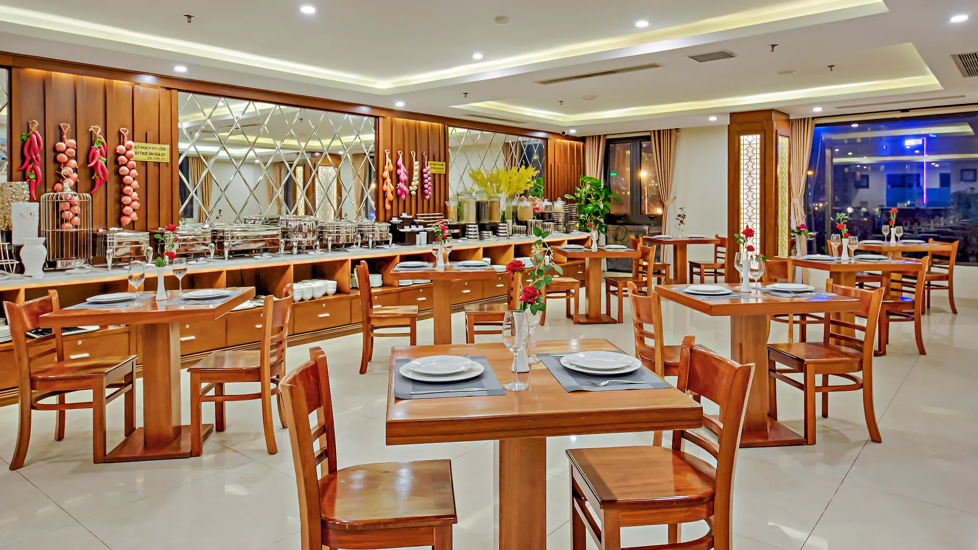 Delicate Hotel Da Nang 4*,