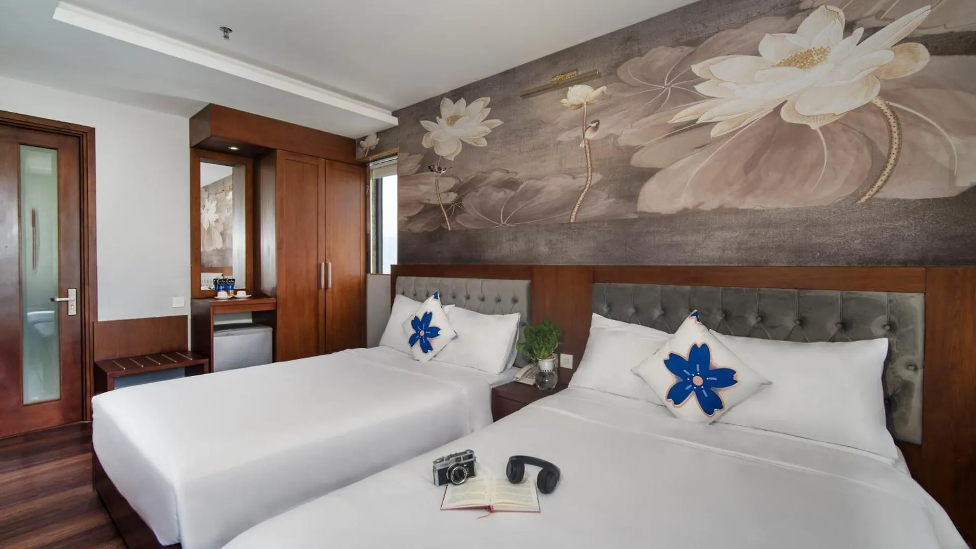 Delicate Hotel Da Nang 4*,